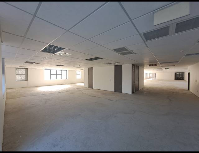 6,300M² OFFICE TO LET IN ILLOVO